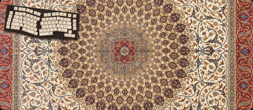 Heritage Crown - Arabian Pattern Mouse Pads